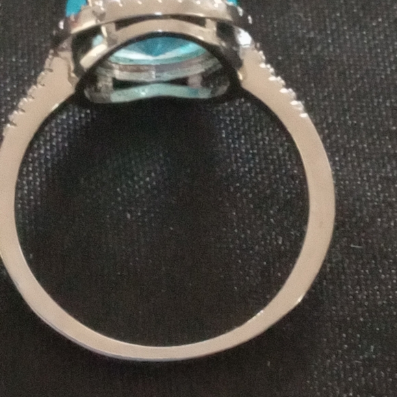 Ring - Picture 2 of 2